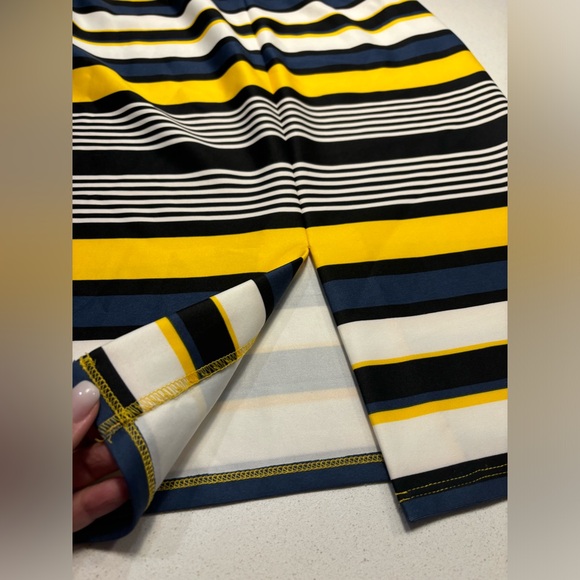 NYCC- striped skirt in size small - Picture 4 of 4